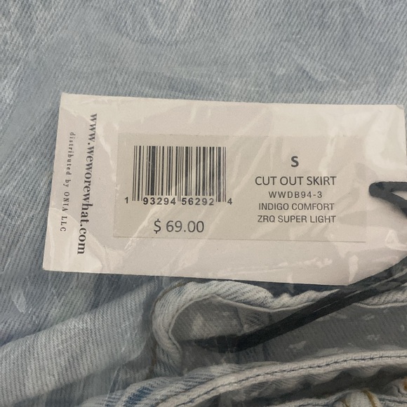 NWT WeWoreWhat Denim Cut Out Mini Skirt - Picture 6 of 12
